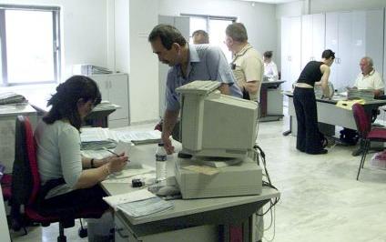 Eλέγχoυς σε όσους δεν εντάχθηκαν στη ρύθμιση για την περαίωση ξεκινά το υπουργείο Οικονομικών