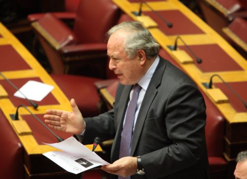 «Από το να καεί η Ελλάδα, καλύτερα τα ακριβά ελικόπτερα» απαντά ο Χρ.Μαρκογιαννάκης