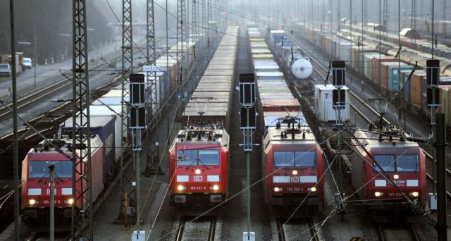 Κυκλοφοριακό χάος προκαλεί στη Γερμανία στάση εργασίας στα τρένα