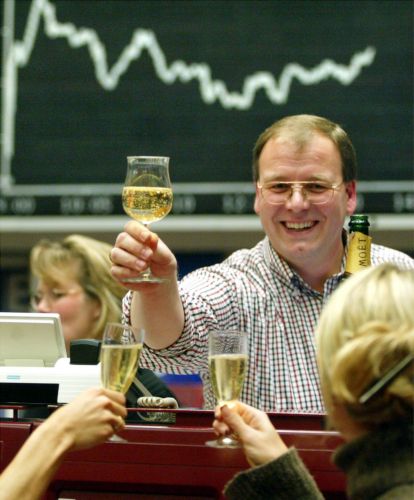 Έκρηξη κερδών 5,15% έφεραν στο Χρηματιστήριο οι αποφάσεις της Συνόδου