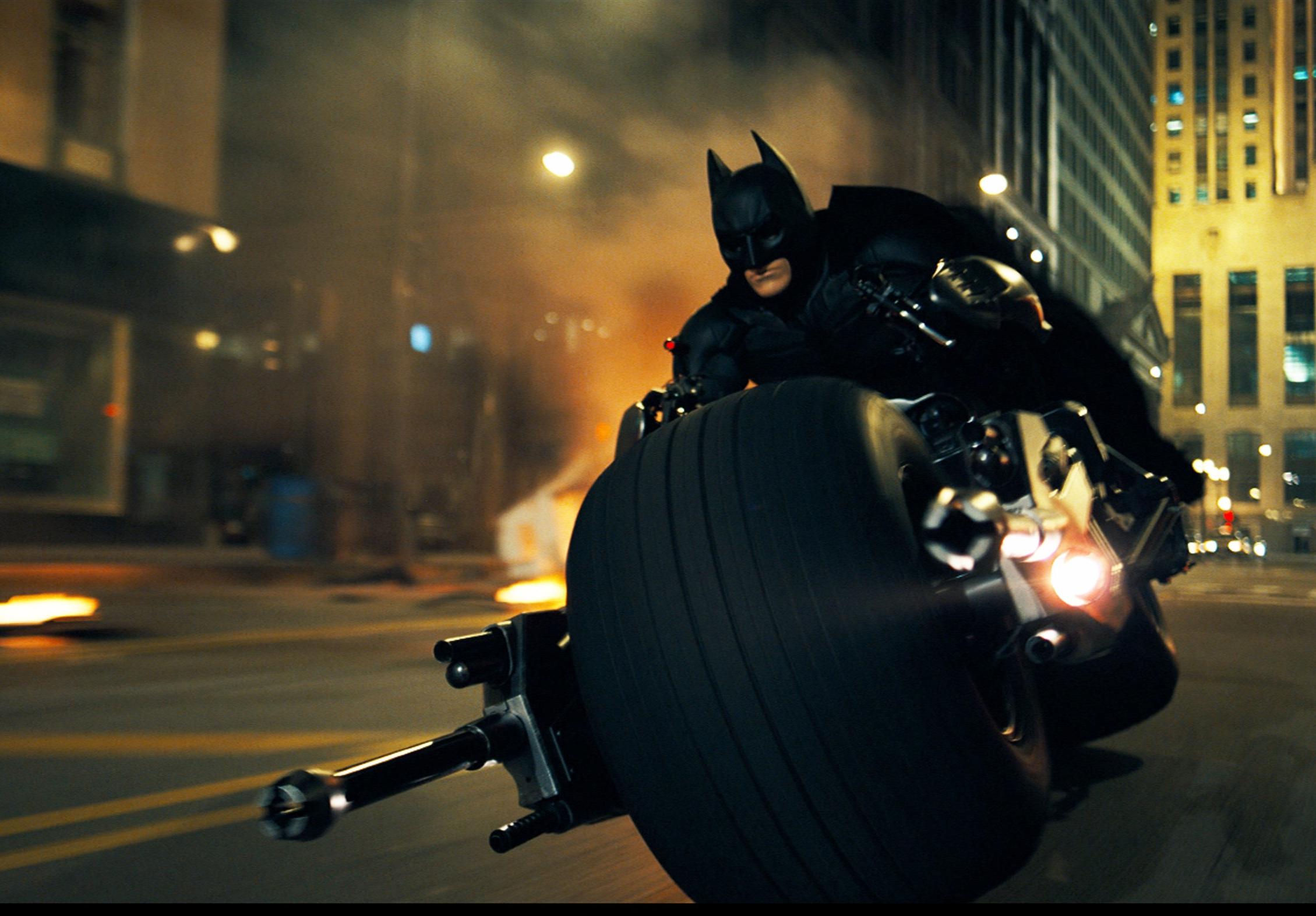 Eνοικίαση ολόκληρων ταινιών προσφέρει πιλοτικά το Facebook