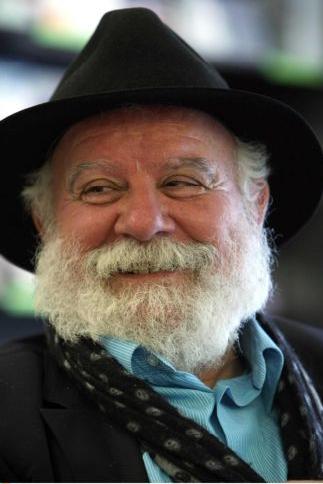 Νεκρός βρέθηκε από φίλους του ο μουσικοσυνθέτης Μανώλης Ρασούλης