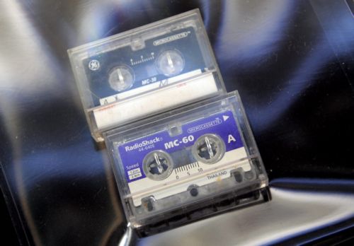 «Οι κασέτες δεν είναι αποδεικτικό στοιχείο, η απομαγνητοφώνηση είναι» δήλωσε ο Φάκος