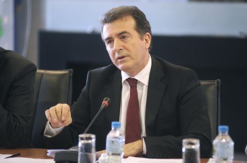 «Ναι» στην ενίσχυση των υπηρεσιών δίωξης, «όχι» σε περαιτέρω εξοπλισμό, λέει ο Μ.Χρυσοχοΐδης