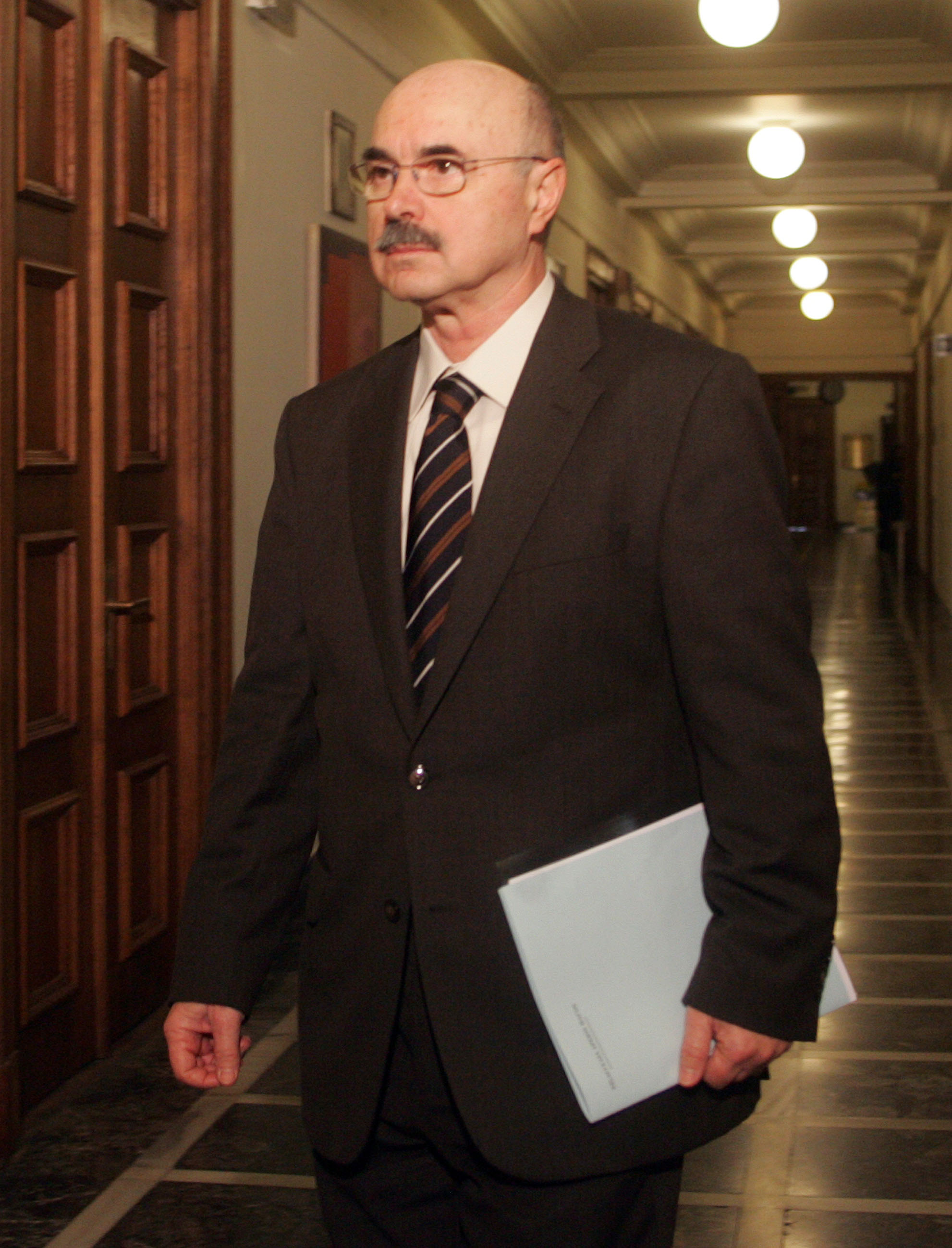 Πρόθυμος, υπό προϋποθέσεις, να προσέλθει στη Βουλή δηλώνει ο Ι.Τέντες