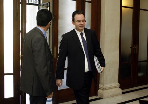 Σημάδια ανάκαμψης διαπιστώθηκαν στη διυπουργική για την οικονομία