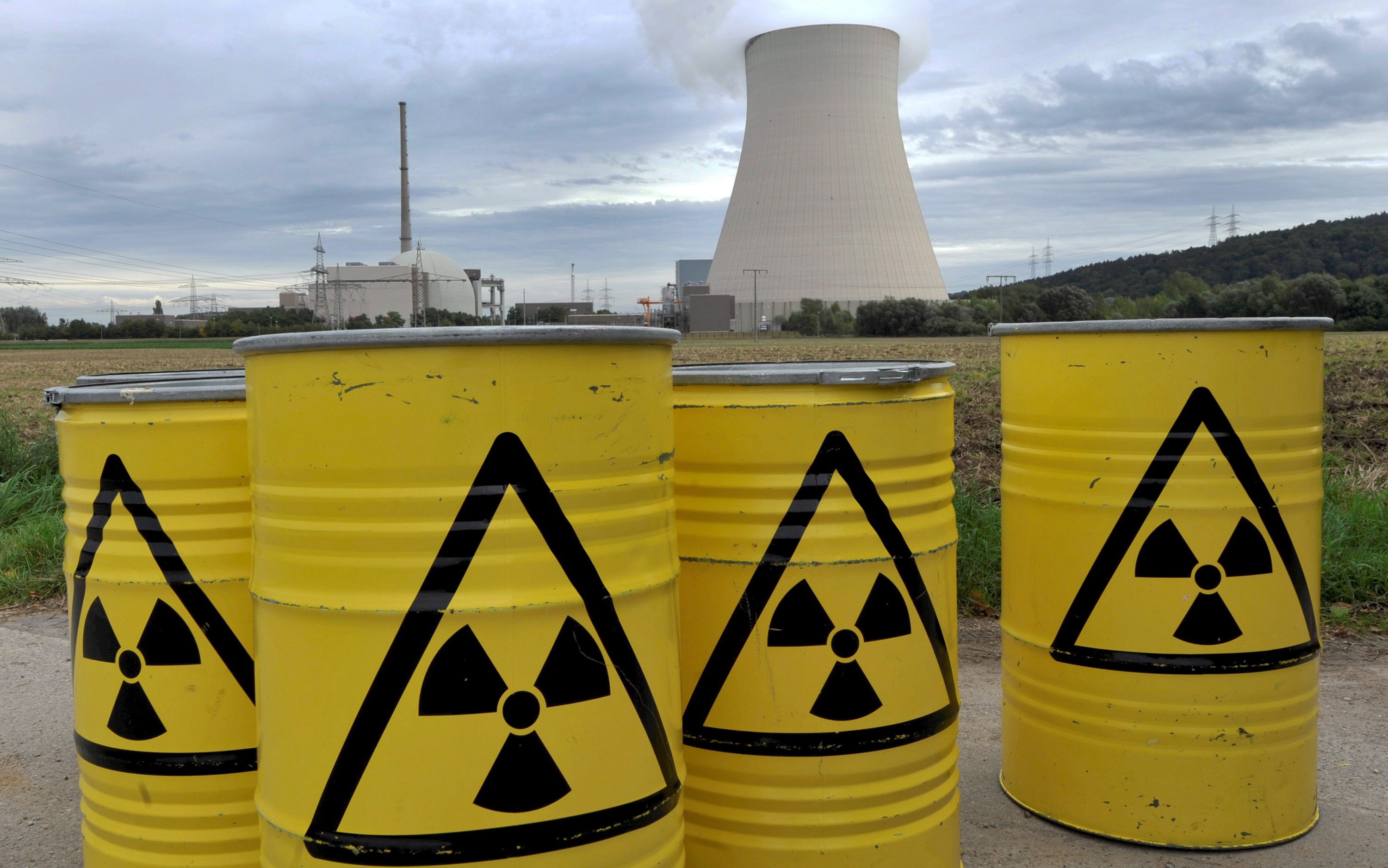 Απουσία εμπεριστατωμένων απαντήσεων για τους κινδύνους που προκύπτουν από την ακτινοβολία