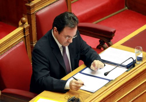 Αβεβαιότητα για το έλλειμμα του 2010, λόγω «μαύρης» τρύπας των ταμείων