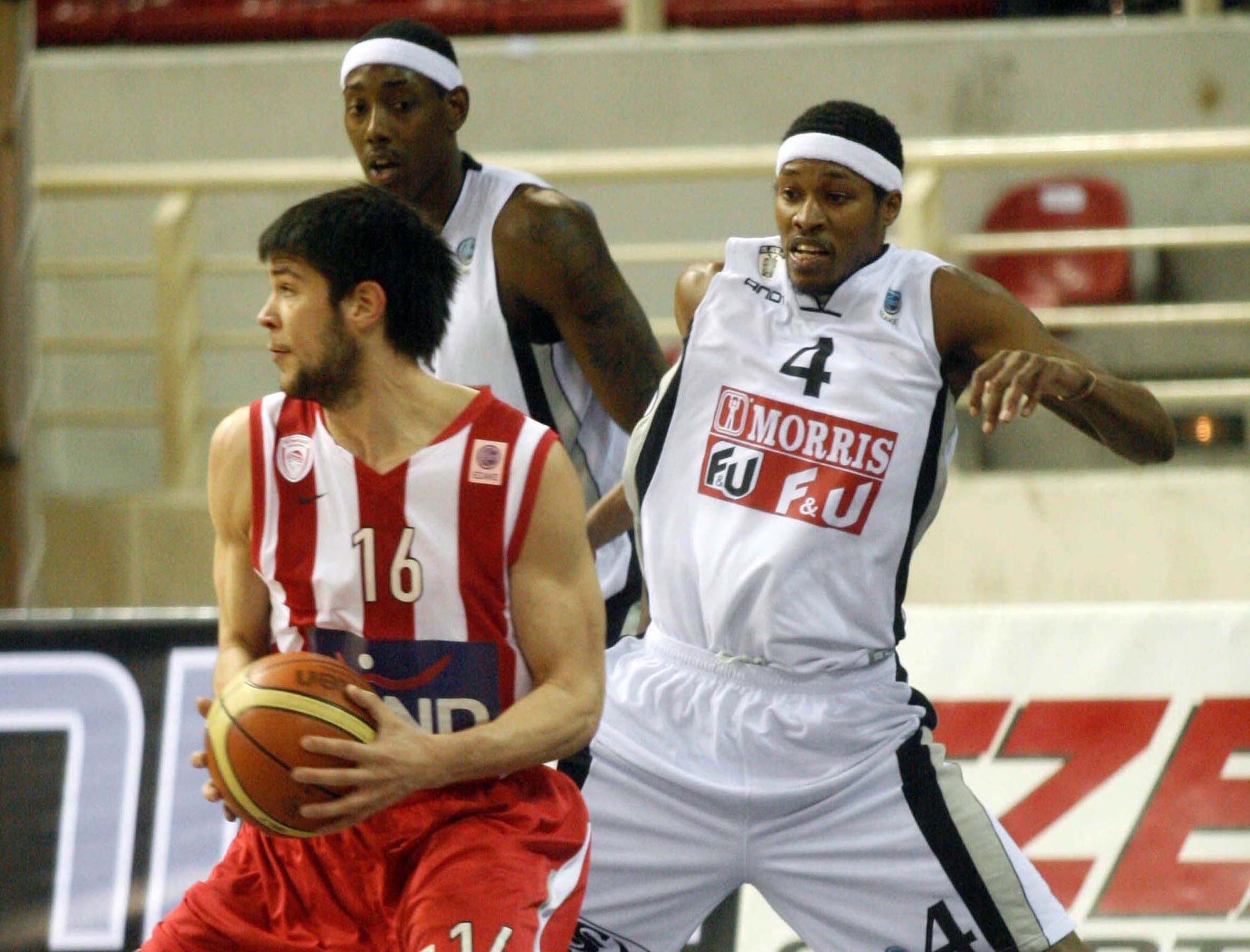 «Περίπατος» του Ολυμπιακού στην Πυλαία κόντρα στον ΠΑΟΚ