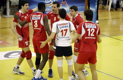 O Ολυμπιακός πέρασε… βασιλικά από την έδρα του Αρη