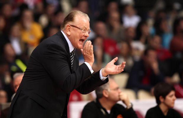 Ταχύτητα και πίεση στην άμυνα ζήτησε ο Ίβκοβιτς