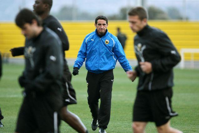 «Είστε έτοιμοι για το Κύπελλο» είπε ο Χιμένεθ στους παίκτες του