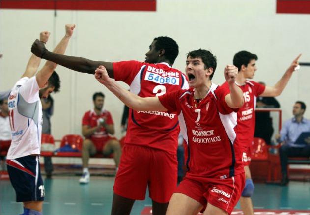 Έκανε την ανατροπή επί του ΠΑΟ και πήρε το πλεονέκτημα στα πλέι-οφ ο Ολυμπιακός