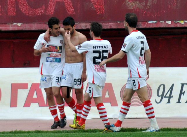 Η Παναχαϊκή δεν έπεσε από την πρώτη θέση στον Νότιο όμιλο, πήρε το ντέρμπι στον βόρειο η Καλλονή