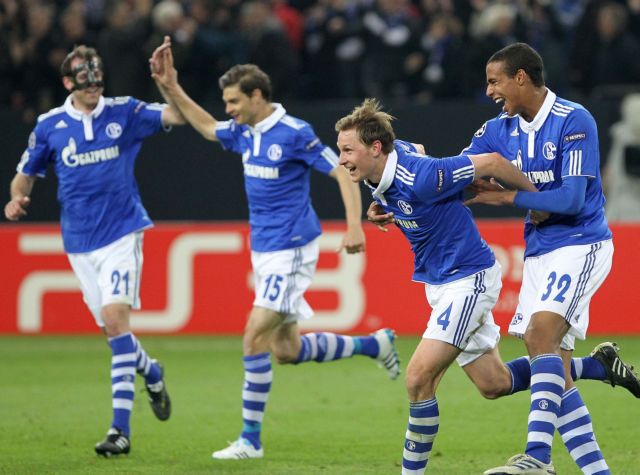 Η Σάλκε επικράτησε 2-1 της Ιντερ και πήρε το εισιτήριο για τους «4» του Τσάμπιονς Λίγκ