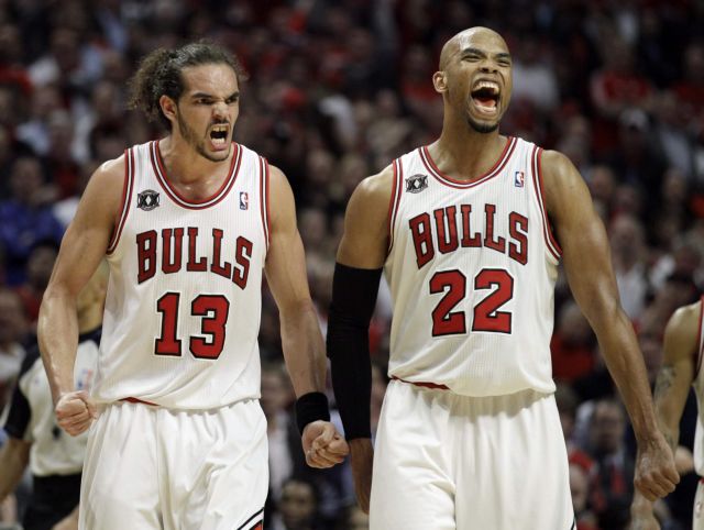 Στα ημιτελικά οι Μπουλς, προβάδισμα για Λέικερς, μείωσαν οι Μάτζικ