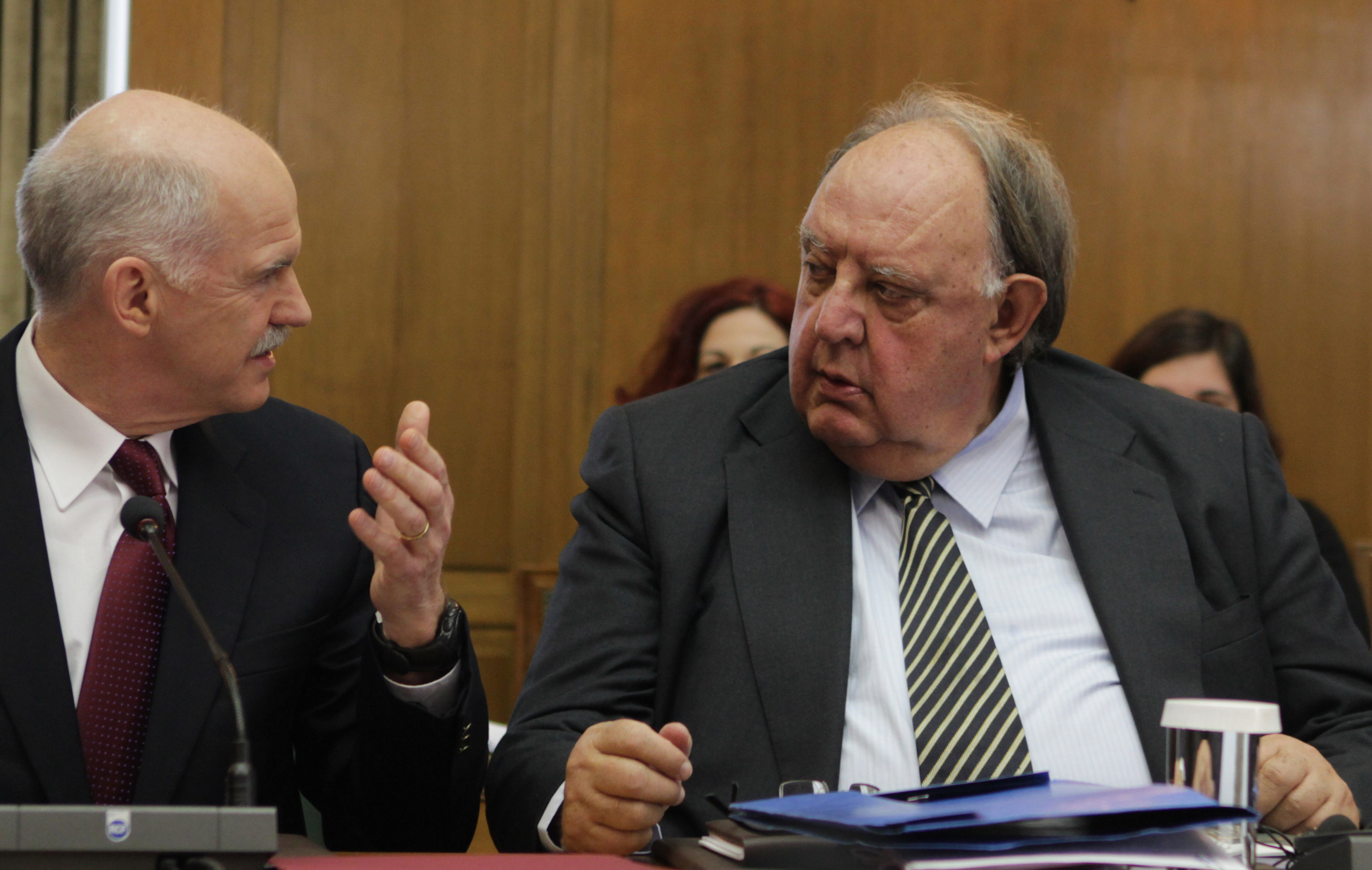 Οξύνεται η αντιπαράθεση για τις δηλώσεις Πάγκαλου στην Κωνσταντινούπολη