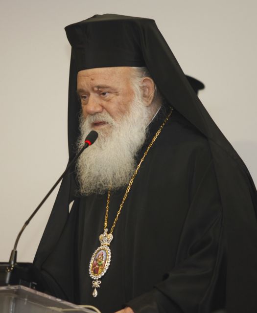 «Παραμύθι» τα περί μεγάλης περιουσίας της Εκκλησίας, λέει ο Αρχιεπίσκοπος