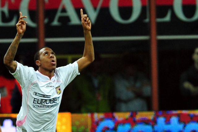 Ισοπαλία 2-2 για Μίλαν και Παλέρμο, προβάδισμα για τους Σικελούς