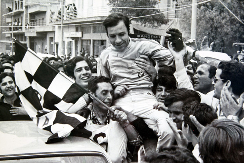 «Έφυγε» ο Γιώργος Μοσχούς