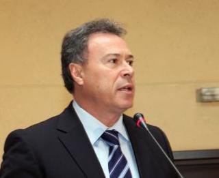 «Ή αλλάζουμε ή βουλιάζουμε στα σκουπίδια» δηλώνει ο Γ.Σγουρός