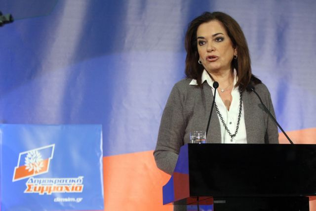 «Εθνική συνεννόηση ή εκλογές» ζητά η Ντόρα Μπακογιάννη