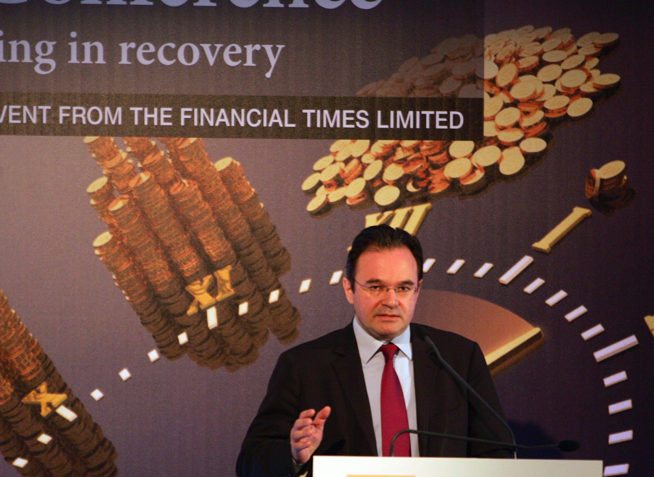 Με την ανάπτυξη θα αποφύγουμε την αναδιάρθρωση, λέει ο Γ.Παπακωνσταντίνου