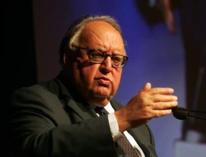 Με προσφυγή στη Δικαιοσύνη απαντά ο Θ.Πάγκαλος για τους «τεμπέληδες Έλληνες»