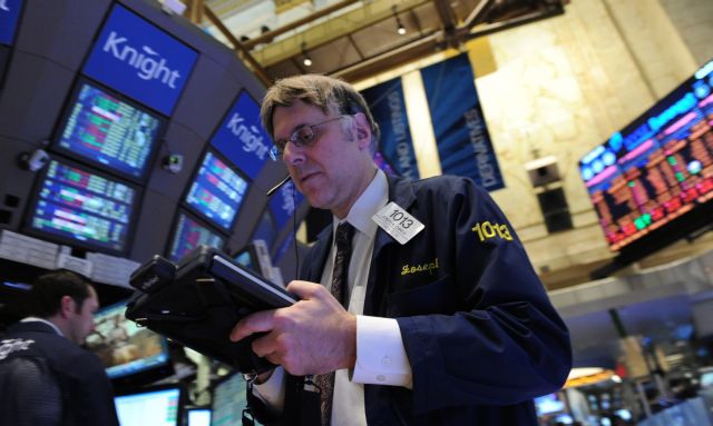 Πτώση στα ευρωπαϊκά χρηματιστήρια και τη Γουόλ Στριτ την Τρίτη