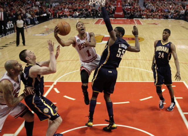 Το 2-0 έκαναν Μπουλς και Χιτ επί των Πέισερς και Σίξερς αντίστοιχα