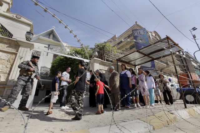 Τέσσερις τραυματίες από έκρηξη βόμβας κοντά σε εκκλησία της Βαγδάτης