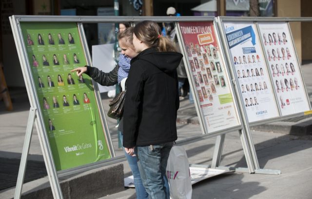 Κάλπες στη Φινλανδία με το «βλέμμα» στην ευρωπαϊκή βοήθεια