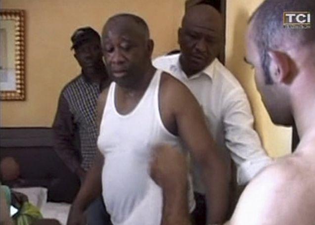 Συνελήφθη ο Λ.Γκμπαγκμπό στην προεδρική κατοικία του στο Αμπιτζάν