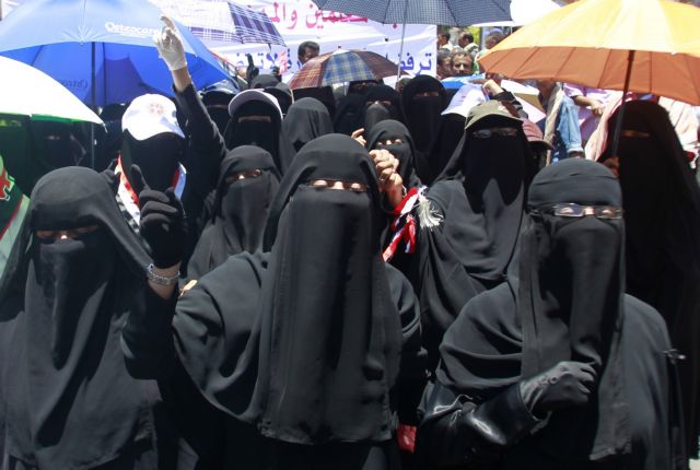 Τέσσερις νεκροί μεταξύ των διαδηλωτών που ζητούν ελευθερία στη Συρία