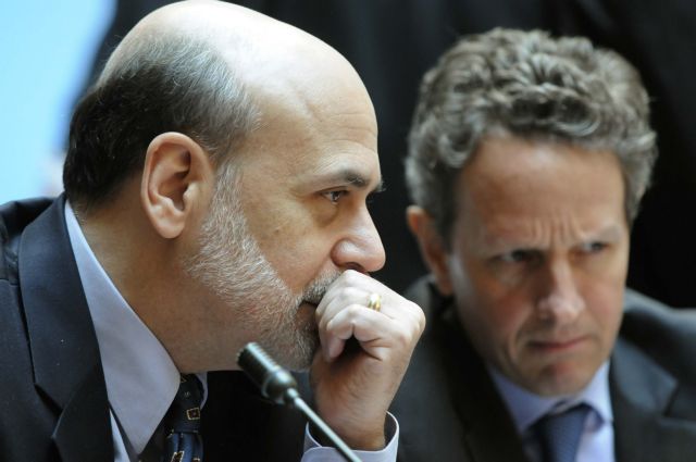 Τα μηδενικά επιτόκια της Fed ρίχνουν το δολάριο