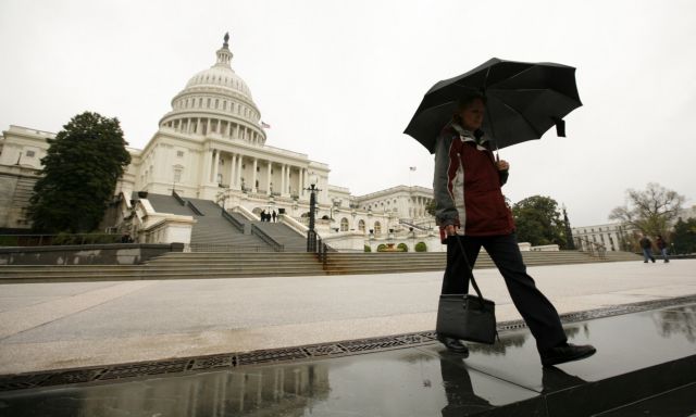Πέρασε από τη Βουλή των ΗΠΑ ο νόμος για τις περικοπές στον προϋπολογισμό του 2011