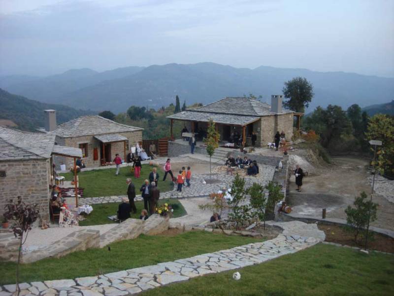 Σεμινάριο Παραδοσιακών Χορών στη Ροδαυγή Άρτας