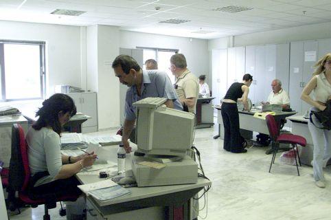 Δεν θα αυξήσουμε τους φορολογικούς συντελεστές του ΦΠΑ, διαβεβαιώνει ο Δ.Κουσελάς