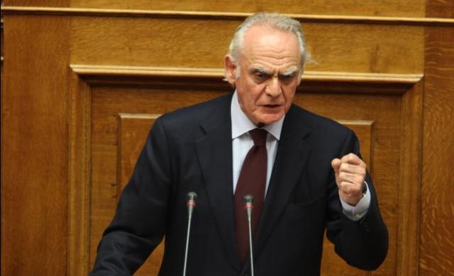 «Ναι» στην προκαταρκτική εξέταση για την υπόθεση των υποβρυχίων από τη Βουλή