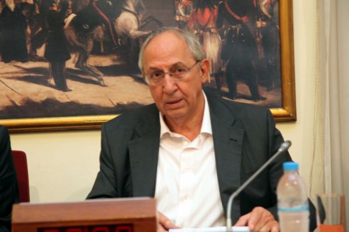 Δεν χρειάζεται ψήφος εμπιστοσύνης στην κυβέρνηση, δηλώνει ο Μ.Παπαϊωάννου