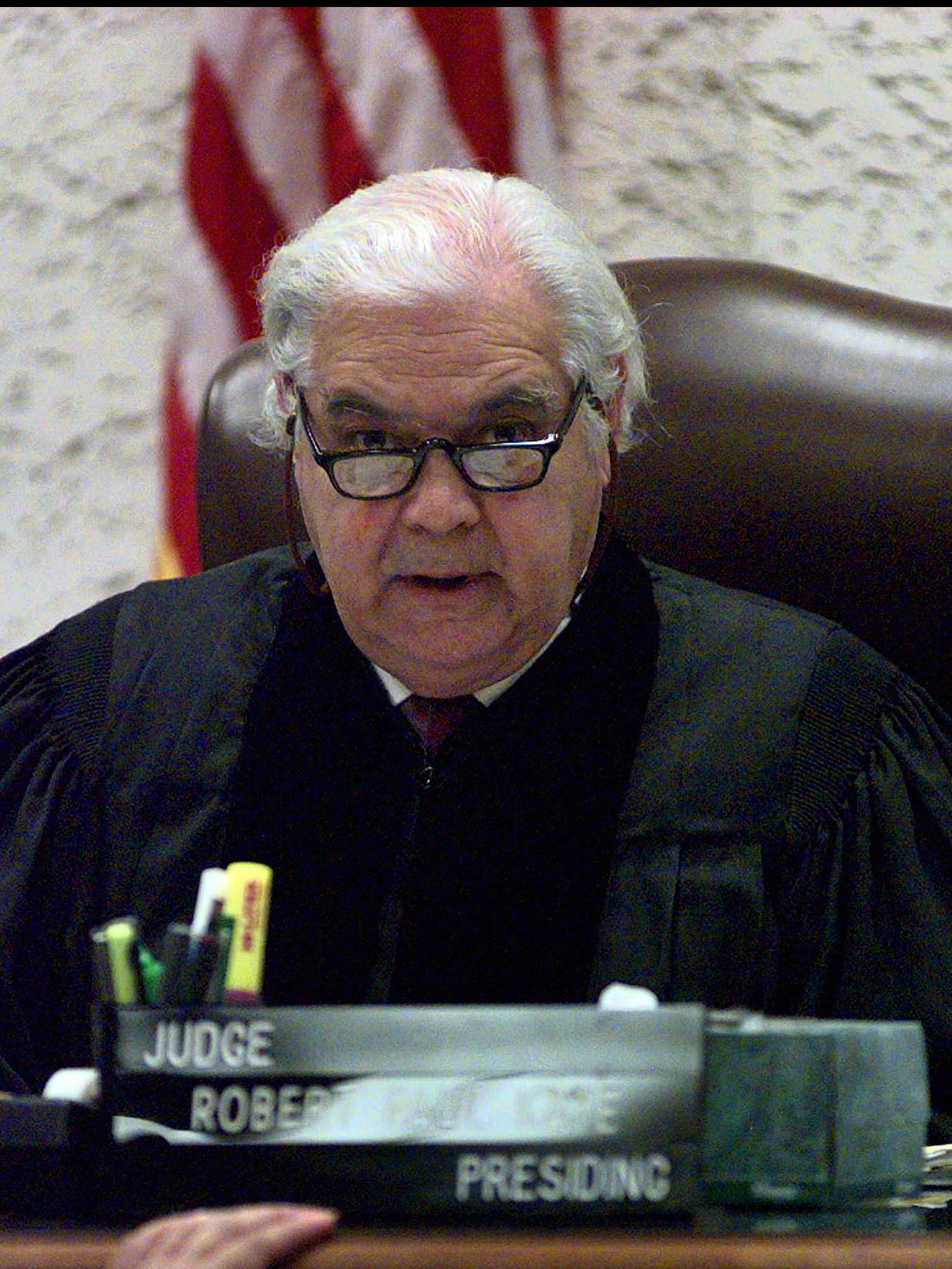 Οι δικαστές «διαλέγουν την εύκολη λύση όταν χρειάζονται διάλειμμα»