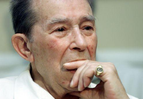 Το τελευταίο αντίο στον Ιάκωβο Καμπανέλλη