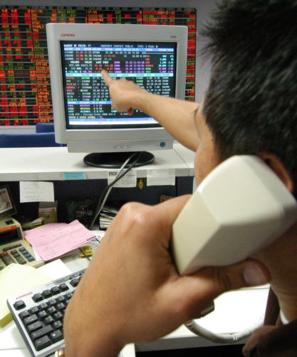 Αρχίζουν οι καταθέσεις για το επίμαχο e-mail περί πασχαλινής αναδιάρθρωσης