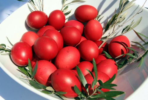 Πασχαλινά διαδραστικά πειράματα και δραστηριότητες στο Ίδρυμα Ευγενίδου