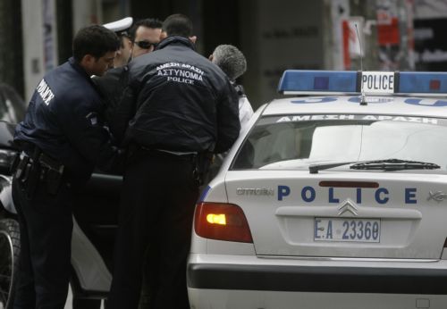 Επίθεση με καραμπίνα σε σύνδεσμο φιλάθλων του Άρη
