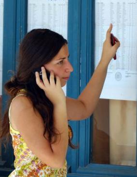 «Εκτοξεύτηκαν» οι απλήρωτοι λογαριασμοί σταθερών και κινητών τηλεφώνων