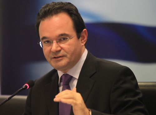 Απορρίπτει ο Γ. Παπακωνσταντίνου σενάρια για «εθελοντική αναδιάρθρωση»