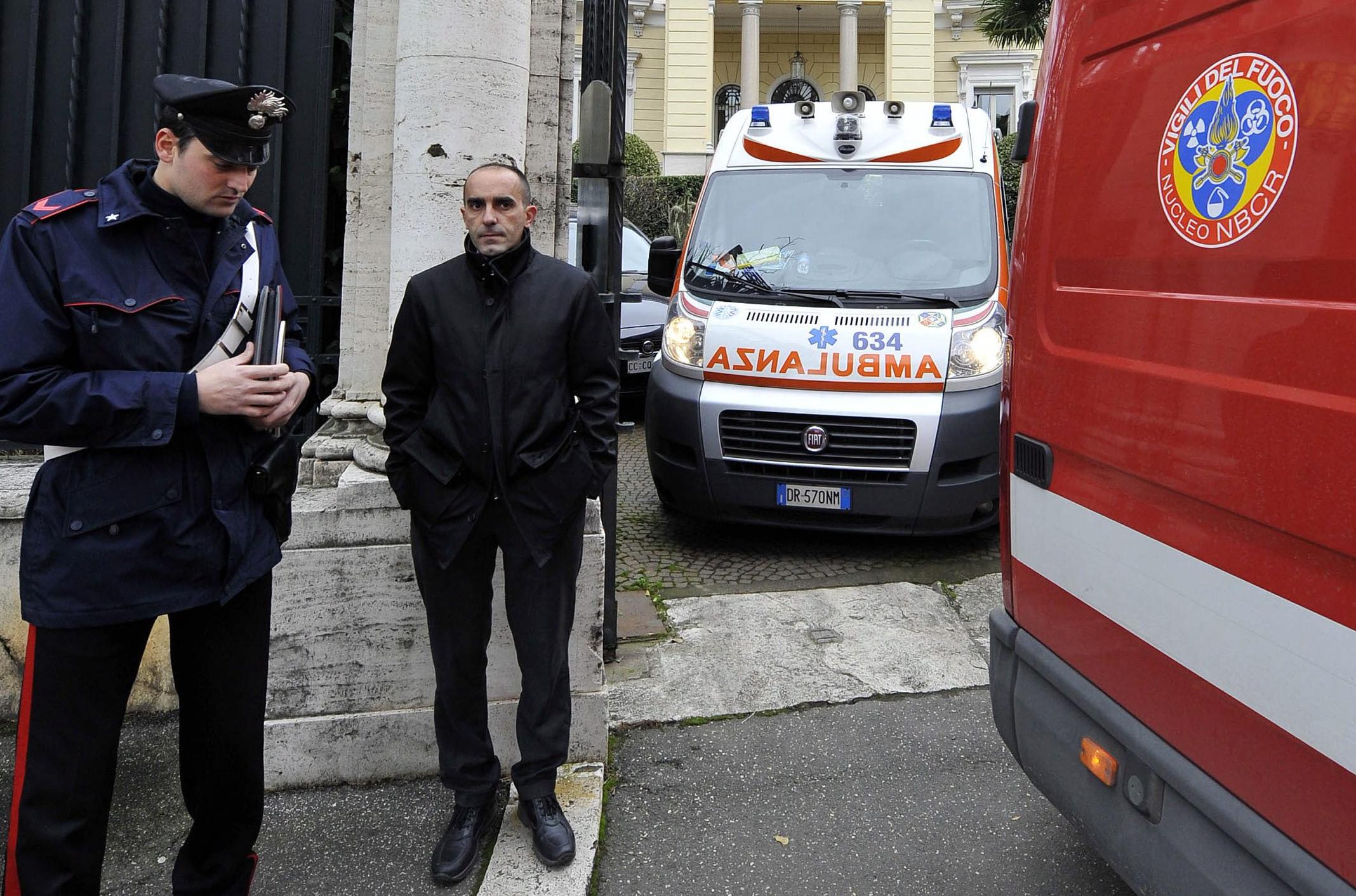 Έκρηξη παγιδευμένου δέματος, με έναν σοβαρά τραυματία, σε στρατόπεδο στην Ιταλία