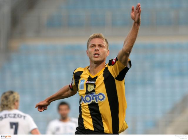 Ο Εργοτέλης νίκησε 1-0 τον Ηρακλή, αν και έπαιζε με δέκα από το 60ό λεπτό