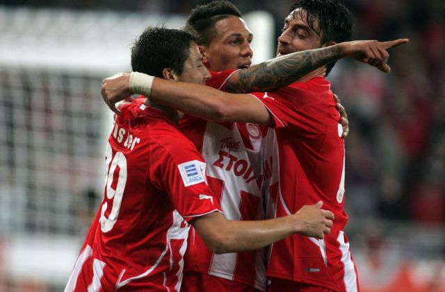 Ο Ολυμπιακός έκανε το 14Χ14 στην έδρα του με νίκη 3-1 επί της Καβάλας